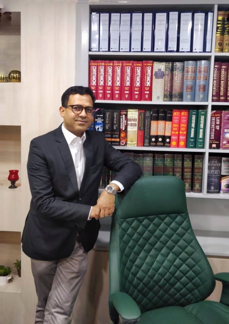 Advocate Praveen Mahajan